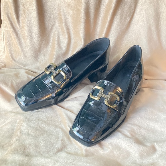 Black Faux Alligator Patent Leather Loafers - Picture 4 of 9